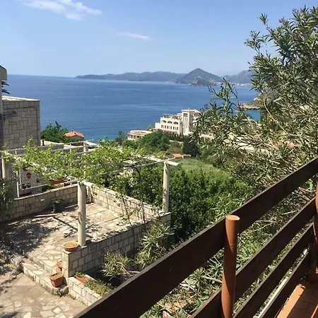 Rezevica Rijeka דירה *